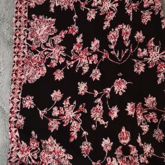 Flowy wide leg capris - Picture 2 of 4